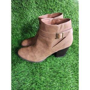 Me Too Boots Womens Size 10 Brown Faux Suede Ankle Bootie Block Heel Zip Buckle